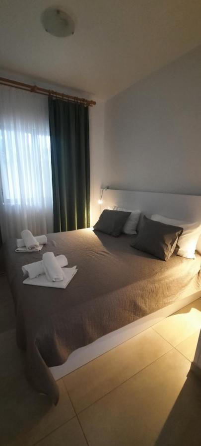 Apartmani Maris III Раб Экстерьер фото